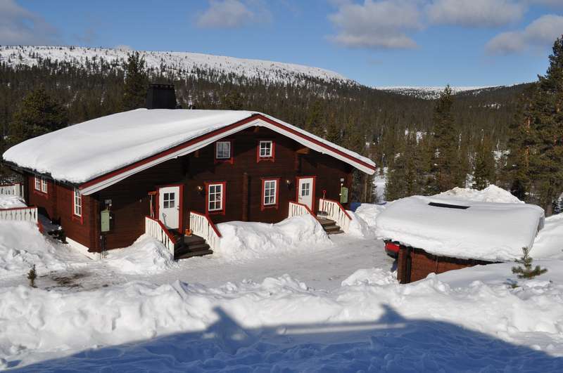 9+4 bäddar nära skidspår