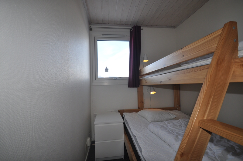 Sovrum 2 med en våningssäng (extrabädd i nederslafen)